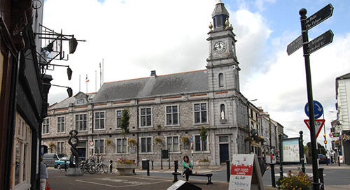 Welcomes funding for Tuam Town Hall.